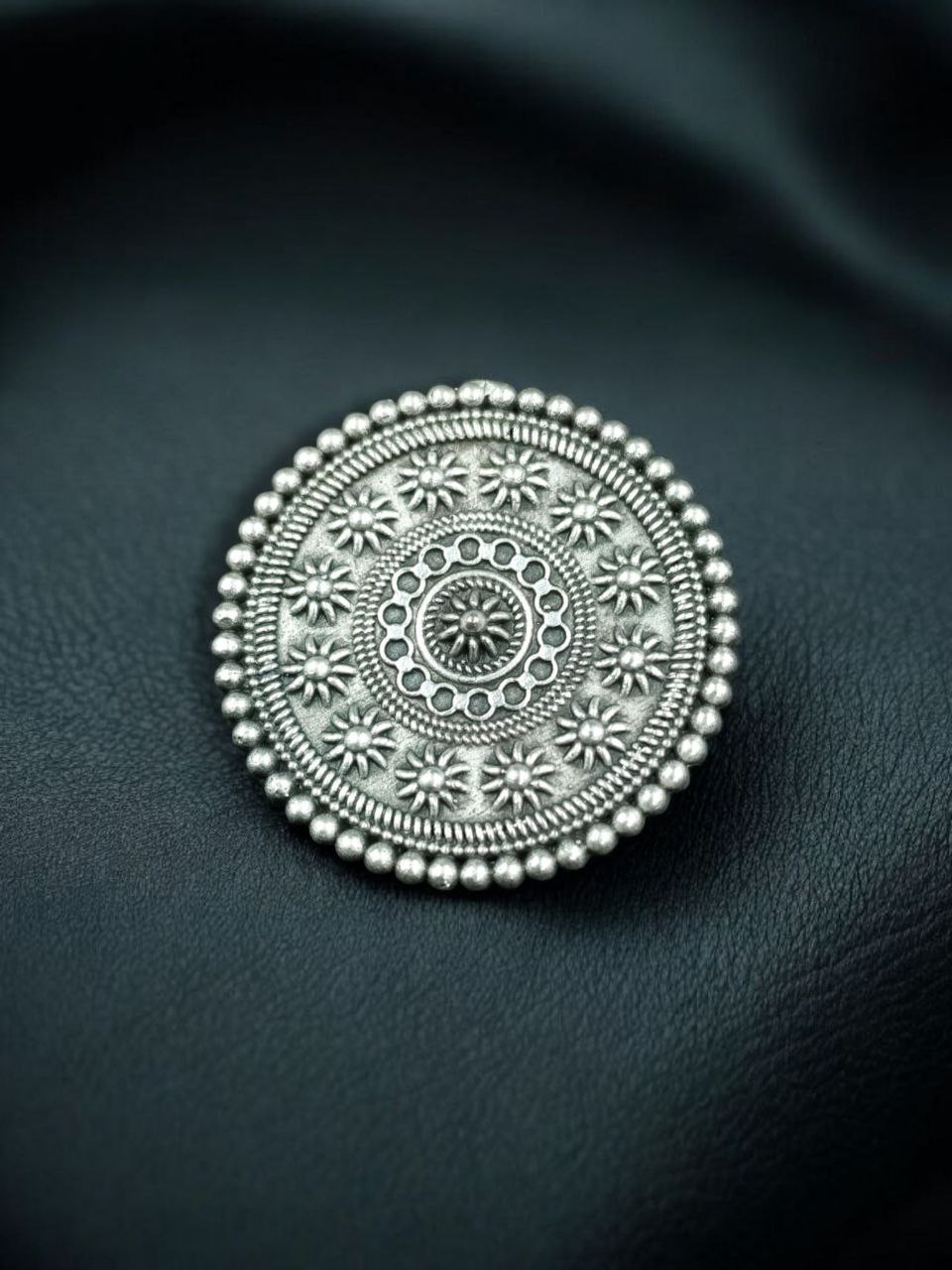 Designer Flower Hair Pin | Beautiful Floral Design Accessory for Special Occasions 6 Designer flower hair pin with elegant floral design for special occasions