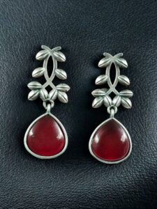 Vintage Look Silver Replica Earrings | Leaf Design Dangler Perfect Jewelry for Women - color: "Red"