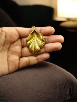Gold Plated Leaf Pendant Raw Material for Trendy Handmade Jewelry Making Designs