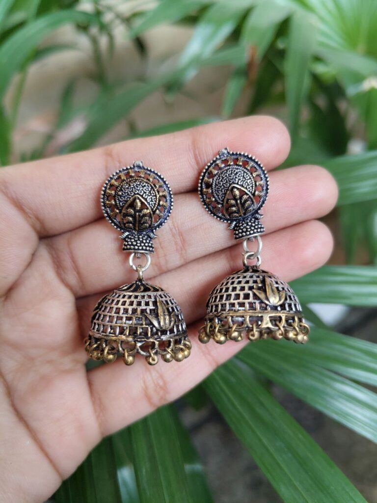 Elegant Two-Tone Jhumki Dangler Earrings with Beautiful Ghungroo Detailing for Women