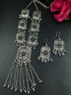 Silver Plated Unique Flower Design Necklace with Elegant Pearl Work and Hanging Chain Detail