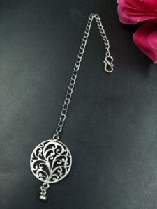 Silver Plated Round Shape Floral Art Chain Maang Teeka with Traditional Elegance