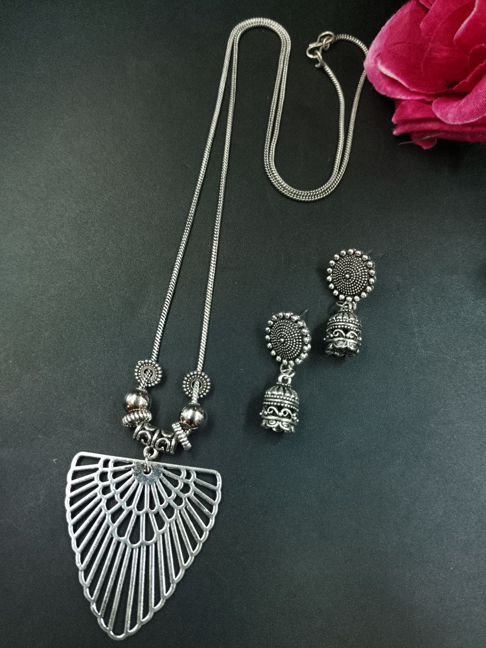 Triangle Design German Silver Chain Pendant Necklace Set for Women Traditional Ethnic Jewelry 1 Triangle Design German Silver Chain Pendant Necklace Set for Women Traditional Ethnic Jewelry