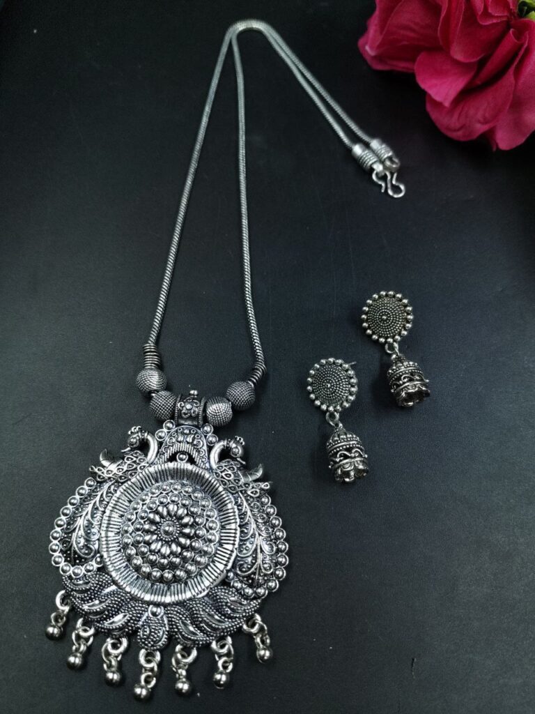 Peacock Design Silver Plated Chain Necklace with Elegant Pearl Work Ethnic Jewelry