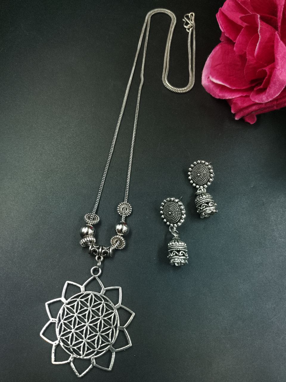 Flower Design German Silver Chain Pendant Necklace Set for Women 1 Flower Design German Silver Chain Pendant Necklace Set for Women
