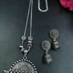 Antique Design Silver Plated Chain Pendant with Elegant Pearl Work Ethnic Jewelry