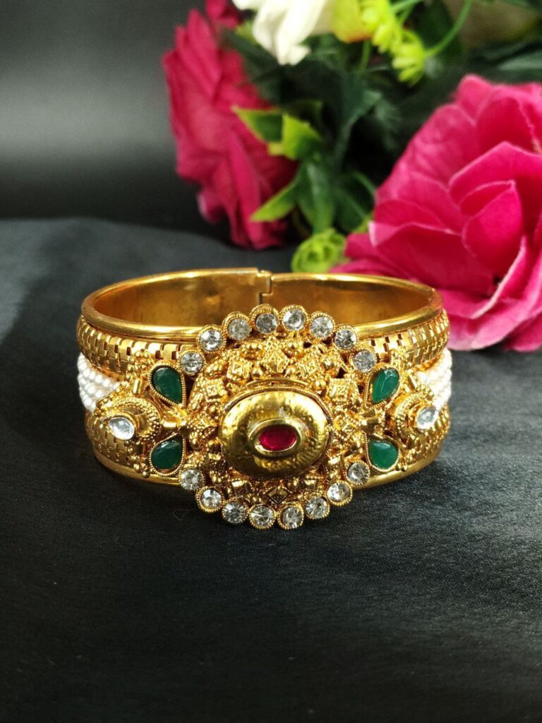Gold Plated Openable Bangle with Elegant Stone Work Design