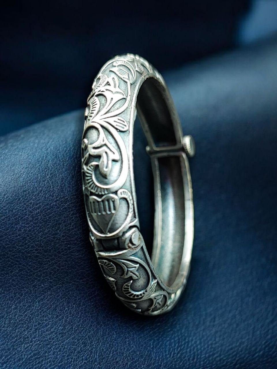 Oxidized Openable Floral Art Bangle | Silver Replica Ethnic Perfect Jewelry for Women 3 Oxidized silver replica openable floral art bangle for women.