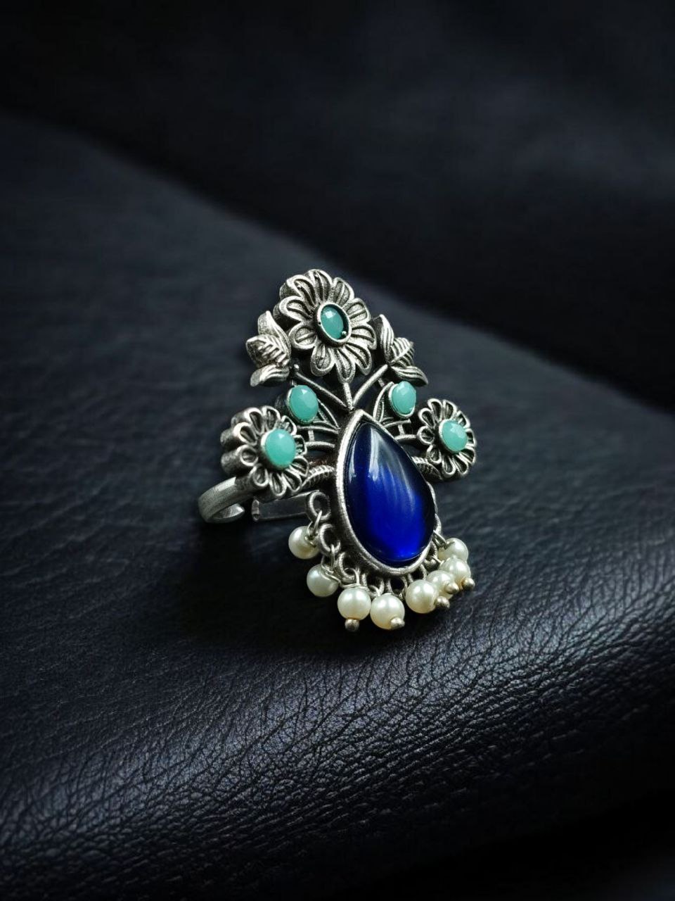 Traditional Flower Design Ring | Silver Replica Adjustable Stone & Pearl Work Best Jewelry 7 Silver replica adjustable flower ring with stone and pearl work.