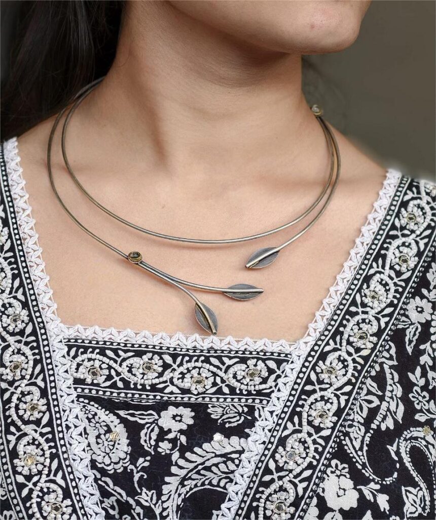 Elegant Silver Plated Hasli Necklace | Traditional Beautiful Jewelry Gift For Her
