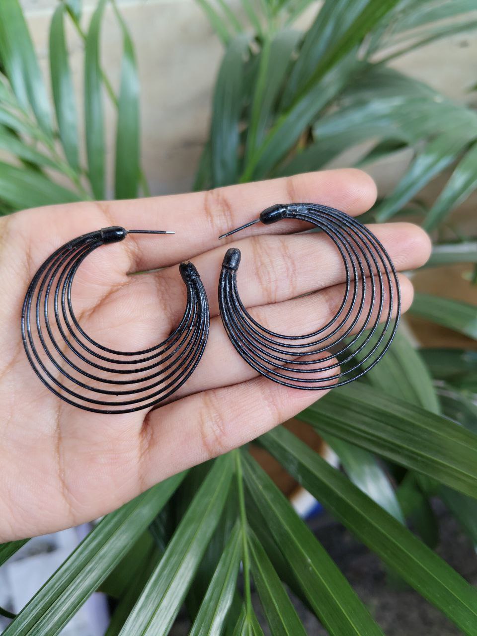 Round Earring for Women with Classic Everyday Stylish Ethnic Design 1 Round Earring for Women with Classic Everyday Stylish Ethnic Design