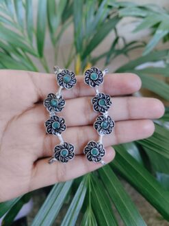 Silver Plated Floral Art Earcuff with Elegant and Stylish Stone Work Design