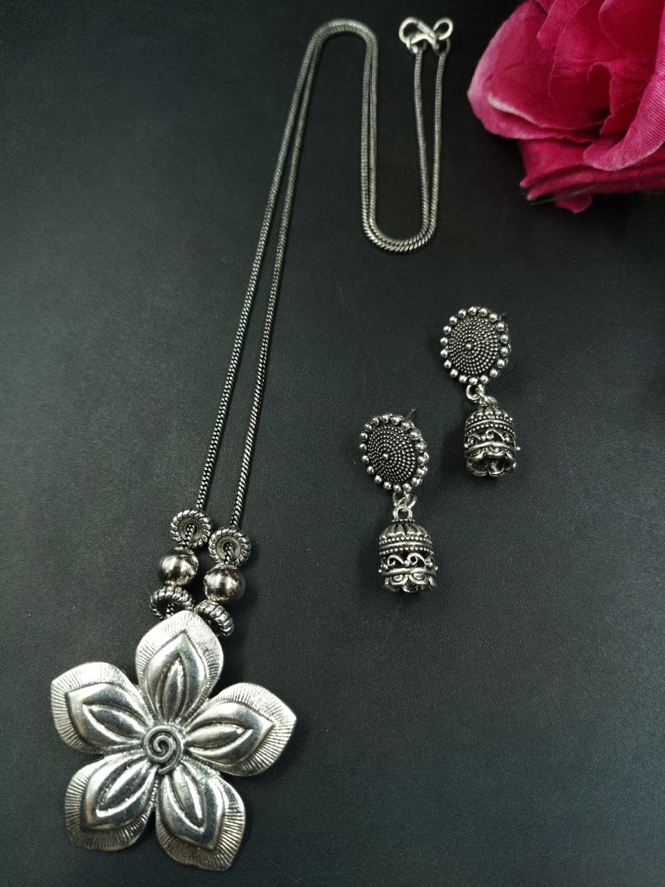 Flower Design German Silver Chain Pendant Necklace Set for Women Traditional Ethnic Jewelry Collection 1 Flower Design German Silver Chain Pendant Necklace Set for Women Traditional Ethnic Jewelry Collection