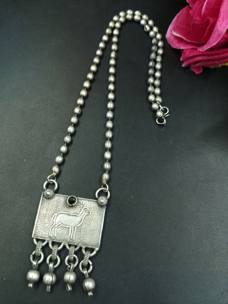 Unique Design Necklace for Women Elegant Stylish Traditional Partywear Jewelry 1 Unique Design Necklace for Women Elegant Stylish Traditional Partywear Jewelry