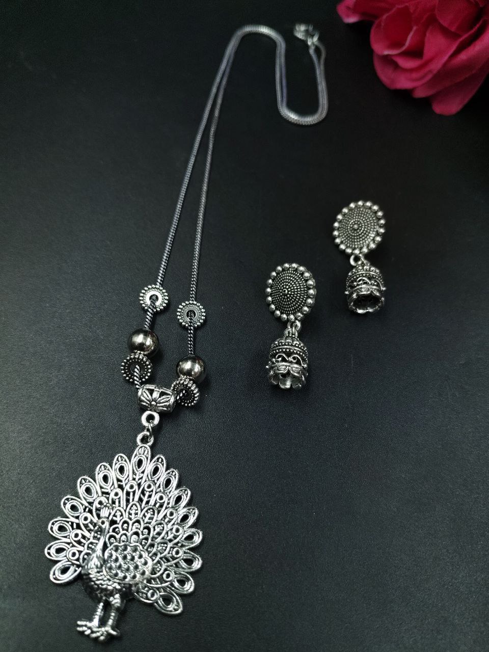 Silver Plated Peacock Chain Pendant Necklace for Women 1 Silver Plated Peacock Chain Pendant Necklace for Women