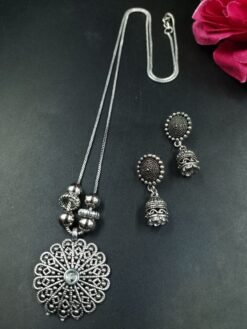 Silver Plated Flower Design Charm Chain Pendant with Elegant and Beautiful Look