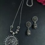 Floral Art Chain Pendant Necklace for Women with Stylish Traditional Ethnic Design