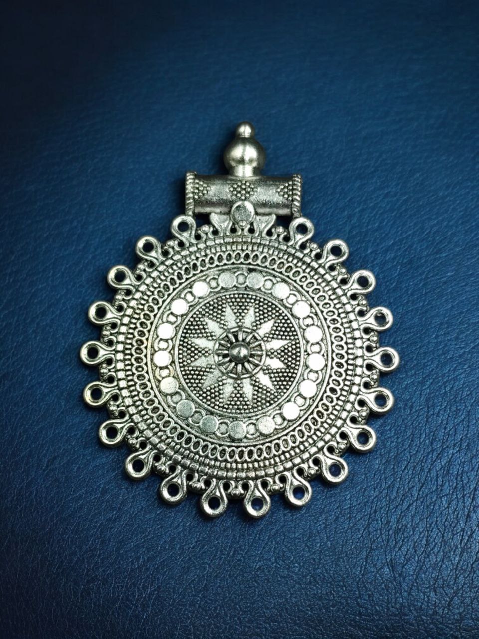 Round Shape German Silver Pendant for DIY Jewelry Making Raw Material Craft Supplies 1 Round Shape German Silver Pendant for DIY Jewelry Making Raw Material Craft Supplies