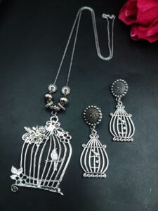 Bird Cage Inspired Silver Plated Chain Pendant with Unique Artistic Design