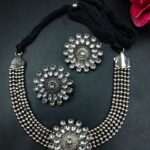 Traditional Flower Design Silver Plated Thread Necklace with Elegant Stone Work