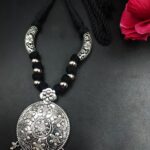 Round Shape Flower Design Silver Plated Thread Necklace with Elegant Pearl Work