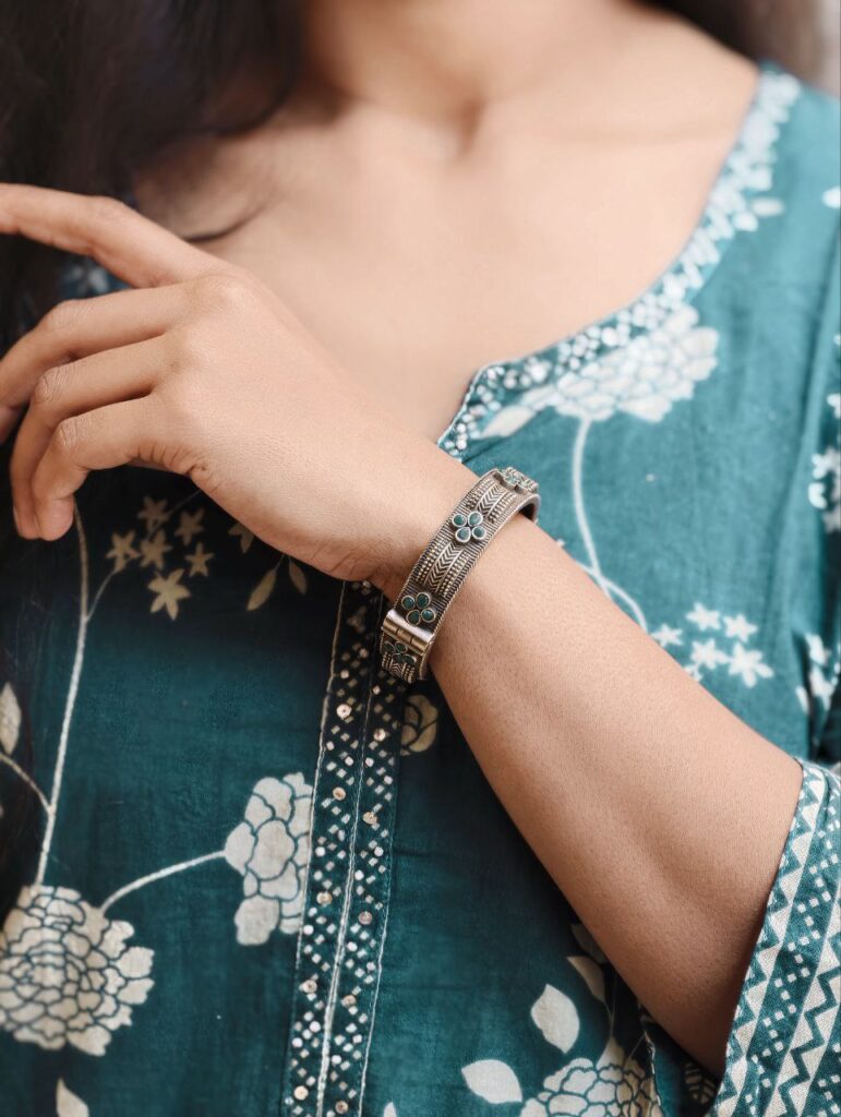 Attractive Silver Replica Bracelet with Elegant Traditional Art Work