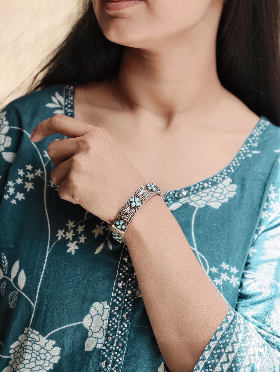 Attractive Silver Replica Bracelet with Elegant Traditional Art Work 5 Silver Replica Bracelet traditional brass silver look jewelry