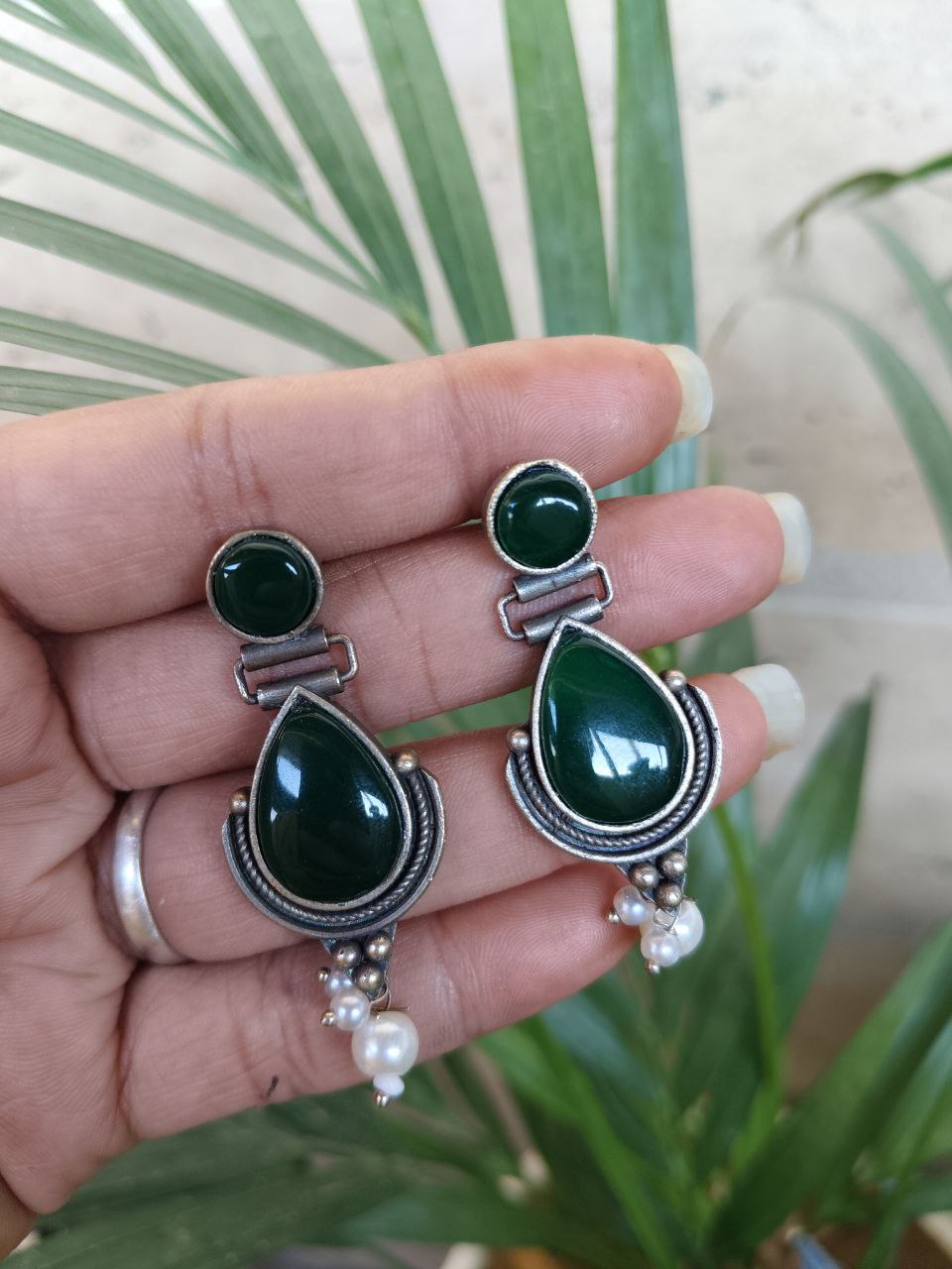 Elegant Vintage Drop Earring – Timeless Stunning Antique Style Jewelry for Women 3 Vintage Drop Earring Elegant Antique Style Brass Jewelry for Women