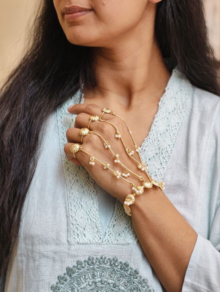 Elegant Gold Plated Flower Kashmiri Hathphool Stunning Traditional Hand Jewelry