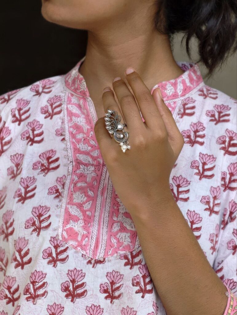 Oxidized Peacock Ring with Beautiful Vintage Silver Look