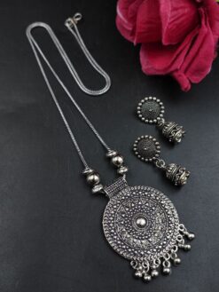 Chain Necklace Set stylish brass jewelry design