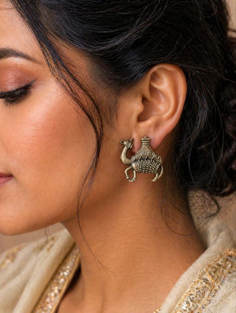 Silver Camel Stud Charming Stylish Jewelry for Beautiful Everyday Look