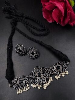 Thread Choker Necklace stylish handmade jewelry design