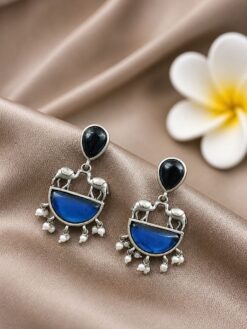 Camel Stud Earring stylish brass jewelry design