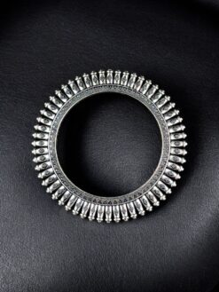 Beautiful Silver Bangle stylish brass jewelry design