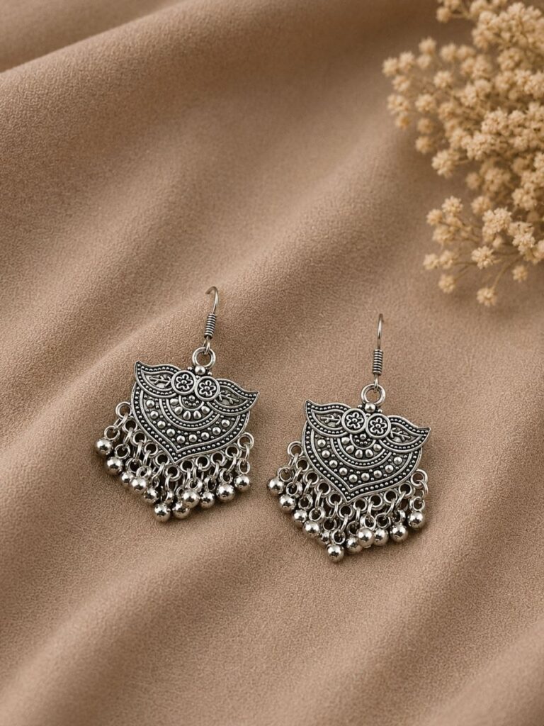 Silver Hook Earring Elegant Design for Minimal Everyday Wear