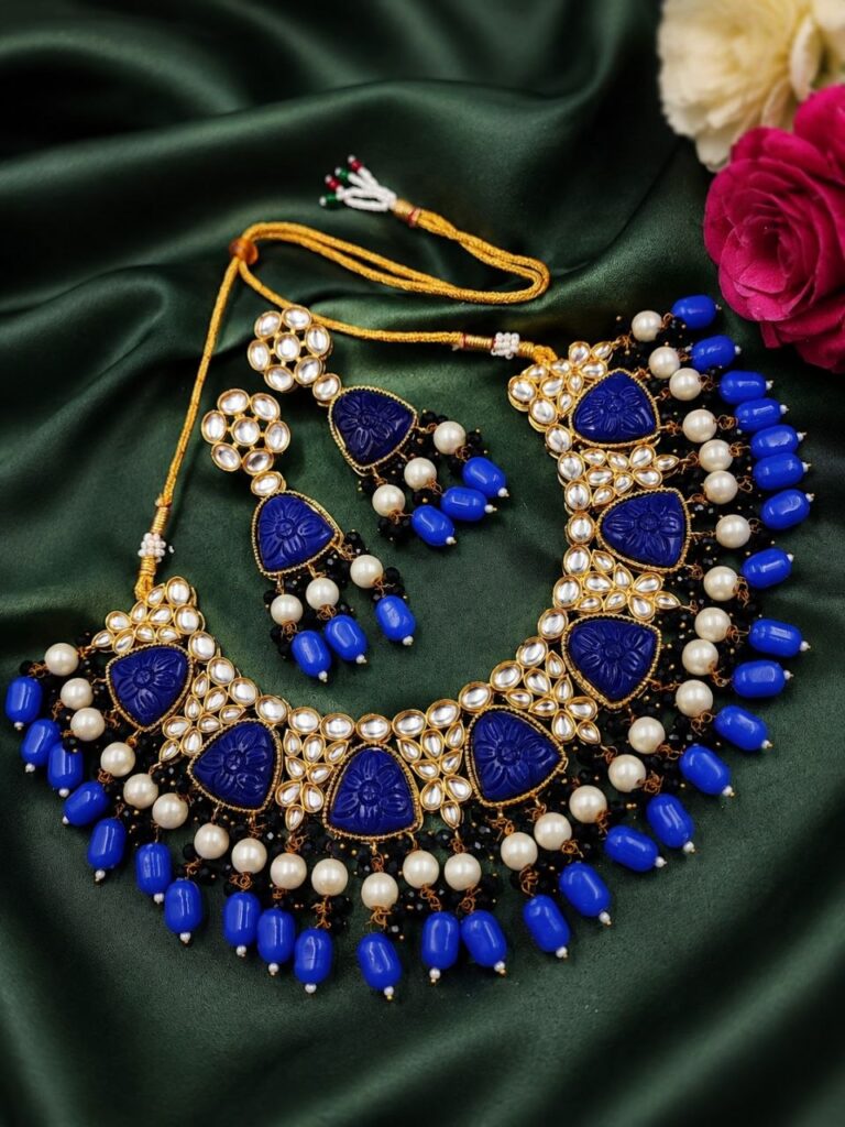 Beautiful Kundan Necklace Set  Jewelry for Weddings & Festive Celebrations