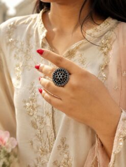Oxidized Floral Ring elegant vintage flower jewelry design