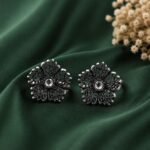 Flower Design Toe Ring Charming for Elegant Traditional Style - "White"
