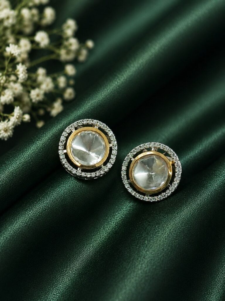 Round Stud Earring Classic Design for Beautiful Fashion Wear