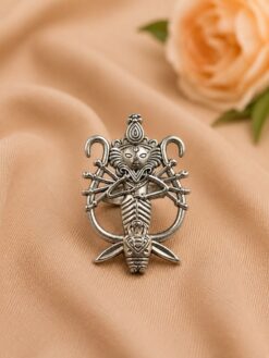 Unique Oxidized Ring elegant vintage jewelry design