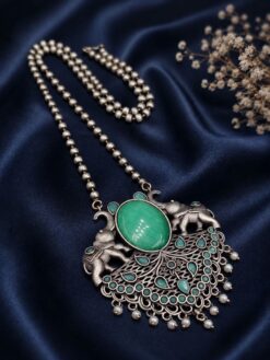 Silver Elephant Necklace elegant traditional jewelry design
