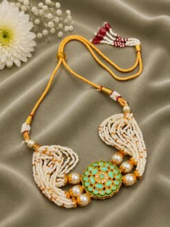 Floral Kundan Necklace elegant traditional jewelry design