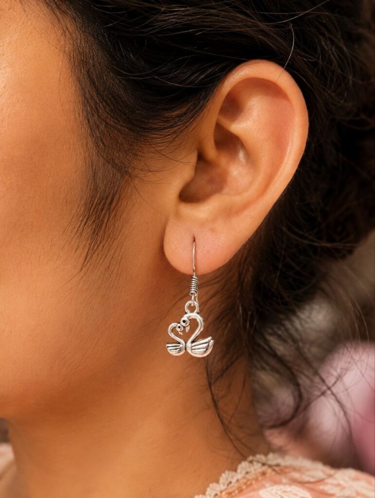 Unique Duck Hook Earring Elegant Jewelry for Everyday & Party Wear