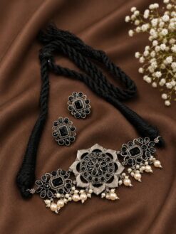 Handmade Thread Necklace Set elegant handcrafted jewelry design
