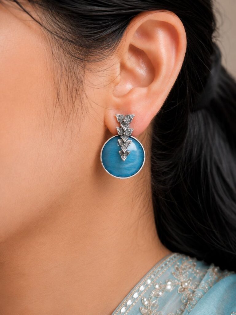 Unique Leaf Stud Earring Elegant Jewelry for Everyday, Office & Party Wear