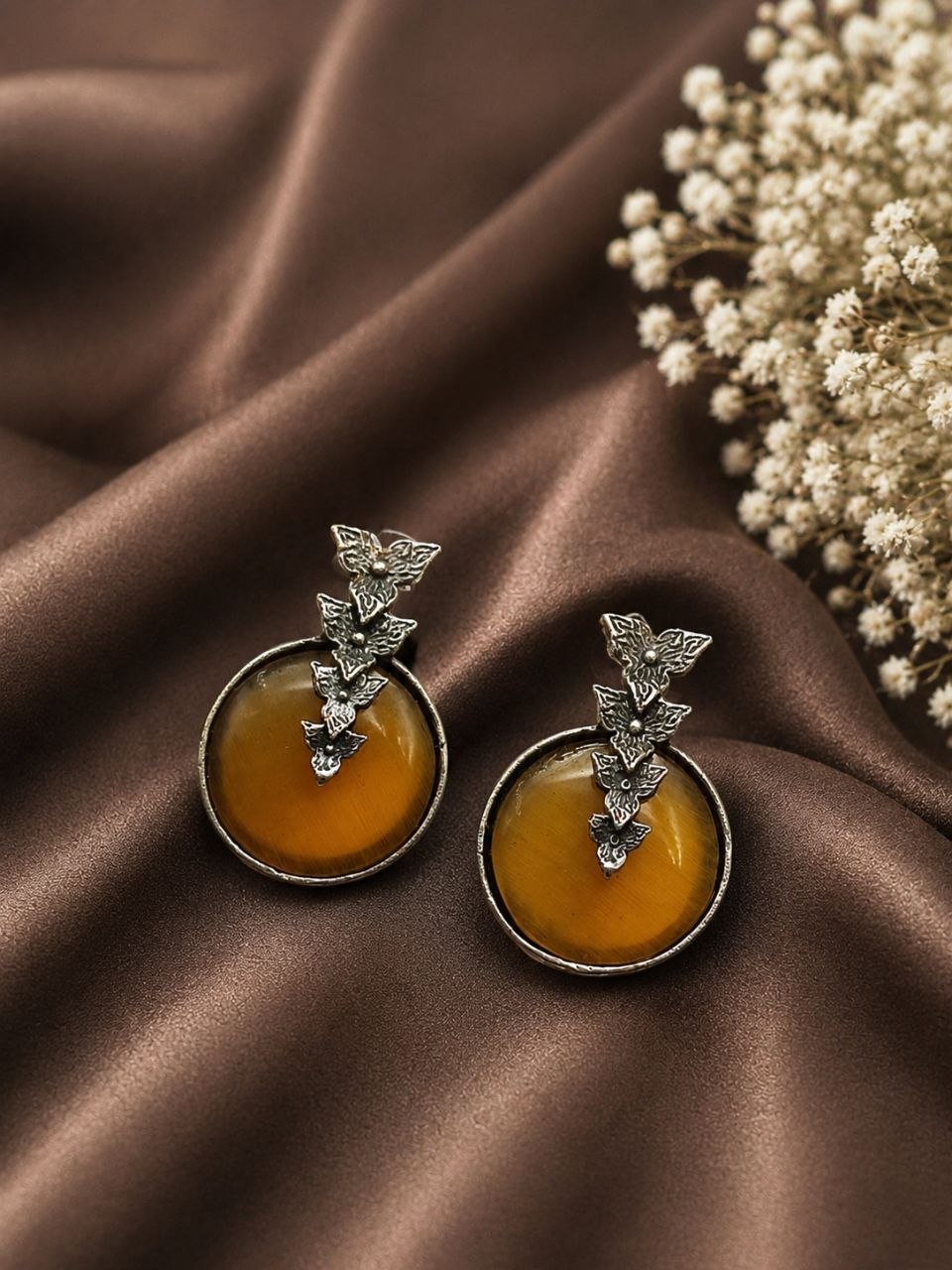 Unique Leaf Stud Earring Elegant Jewelry for Everyday, Office & Party Wear 3 Unique Leaf Stud Earring elegant nature inspired jewelry