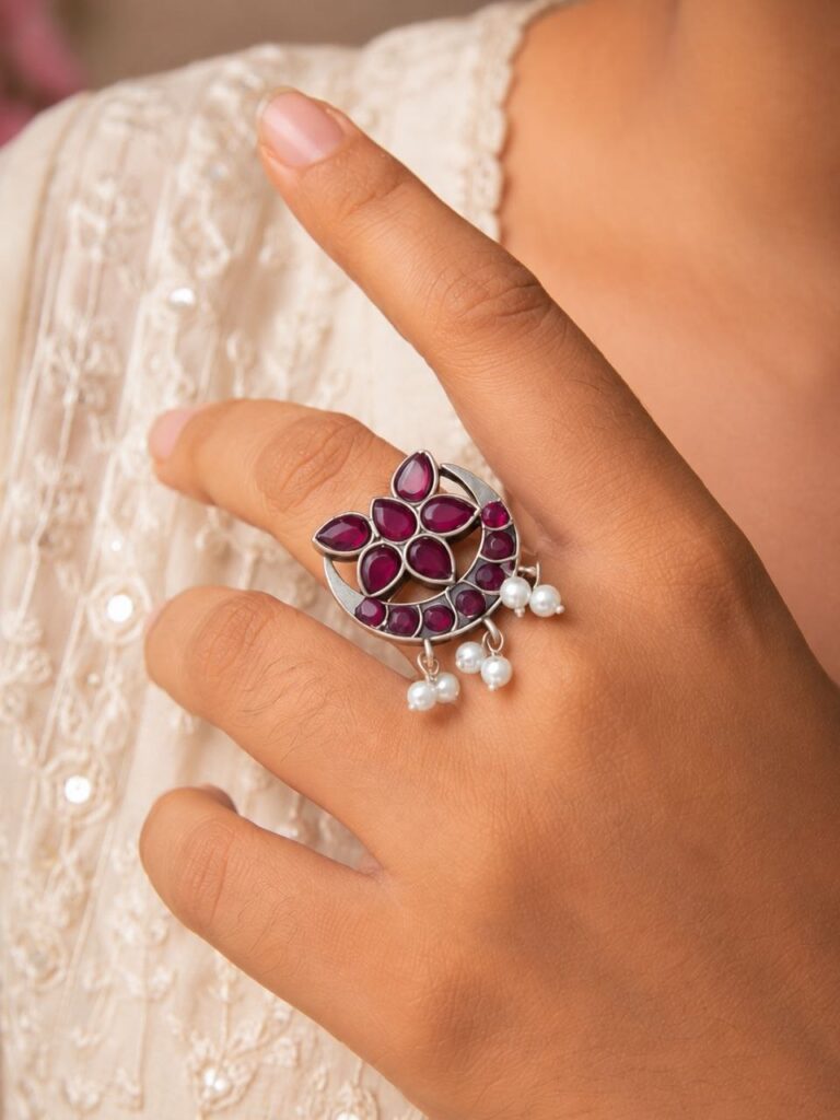 Silver Floral Ring Vintage Jewelry for Party & Festive Wear