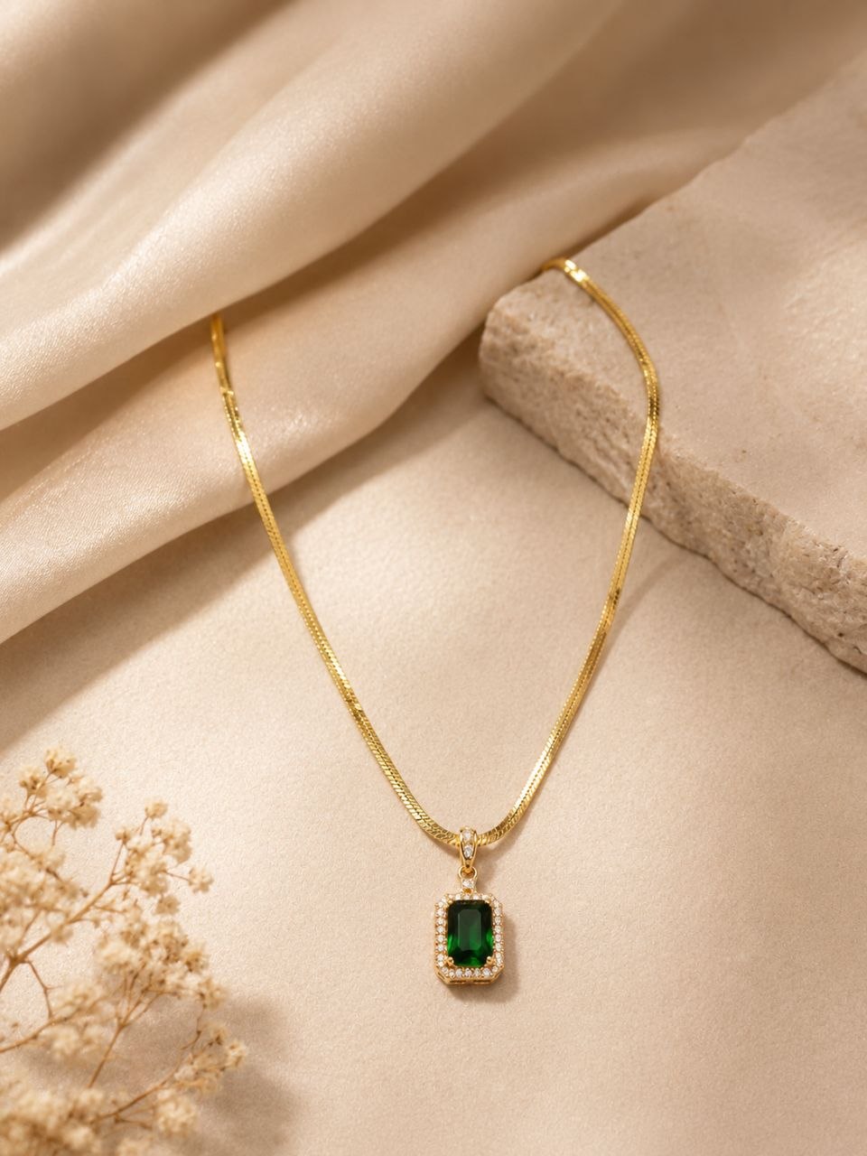 Anti Tarnish Gold Chain Pendant Premium Jewelry for Party & Special Occasion 3 Anti Tarnish Gold Chain Pendant elegant gold jewelry
