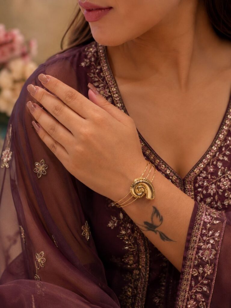 Designer Anti Tarnish Bangle Trendy Design for Beautiful Look